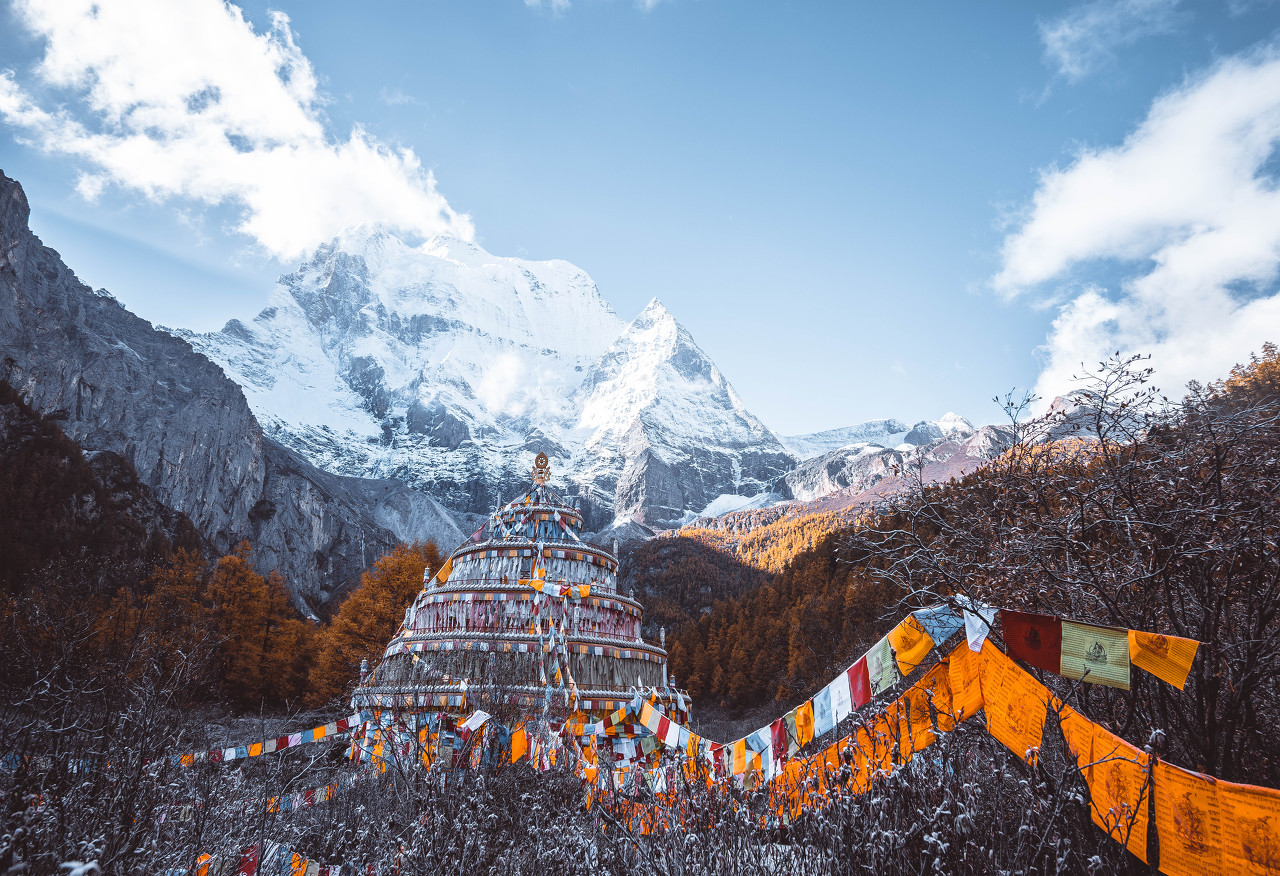 西藏精華景點雙臥10日游